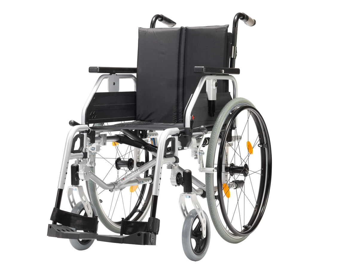 תמונה של כסא גלגלים קל משקל אופטימה